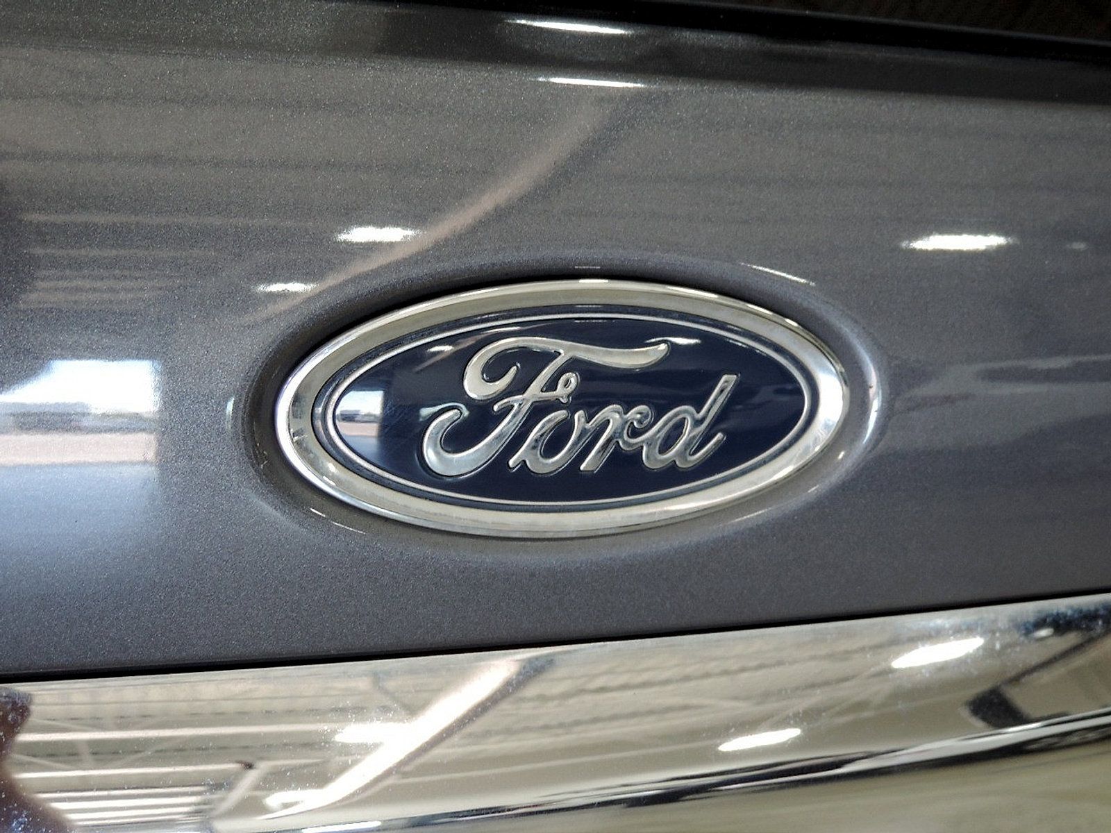 Used 2021 Ford EcoSport Titanium FWD image 15