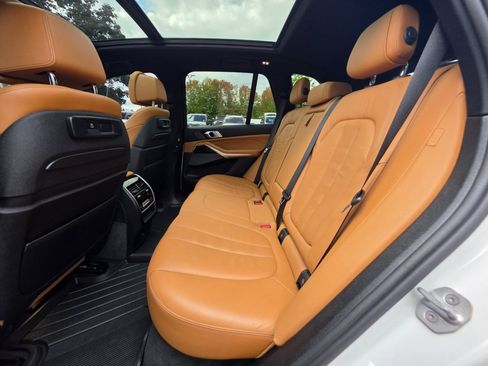 Used 2019 BMW X5 xDrive40i AWD/4WD image 15