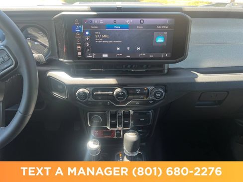 Used 2025 Jeep Wrangler Unlimited Sport S 4xe AWD/4WD image 17