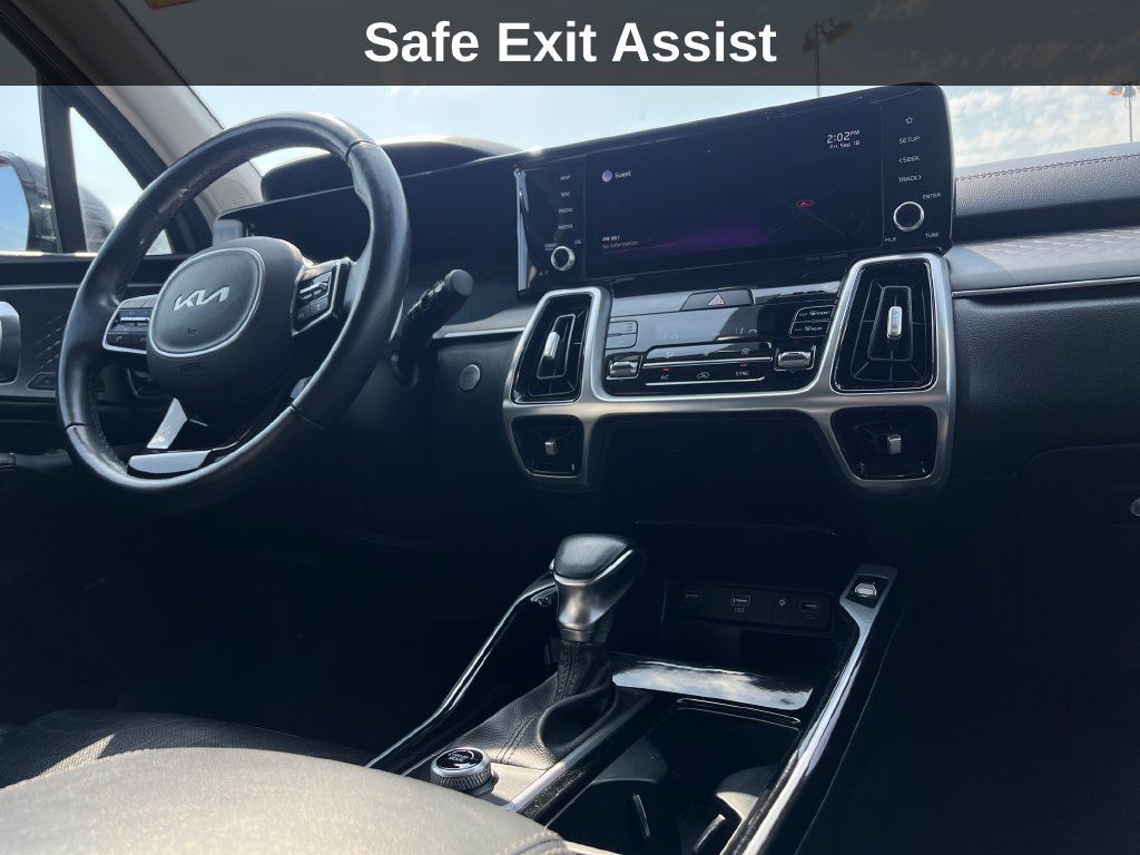 Used 2022 Kia Sorento SX FWD image 24