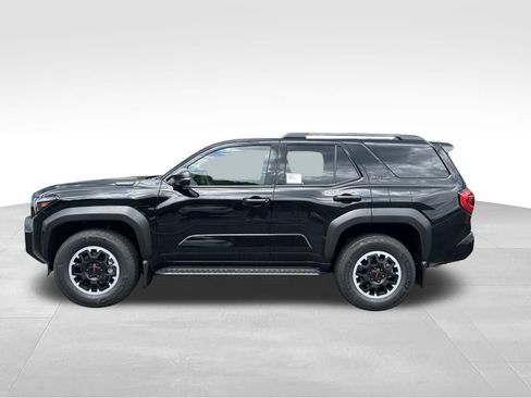 New 2026 Toyota 4Runner TRD Off-Road Premium AWD/4WD image 2