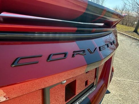 Used 2021 Chevrolet Corvette Stingray Preferred Conv w/ Z51 Performance Package image 8