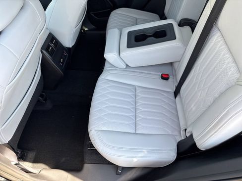 New 2026 Mitsubishi Outlander SEL FWD image 24