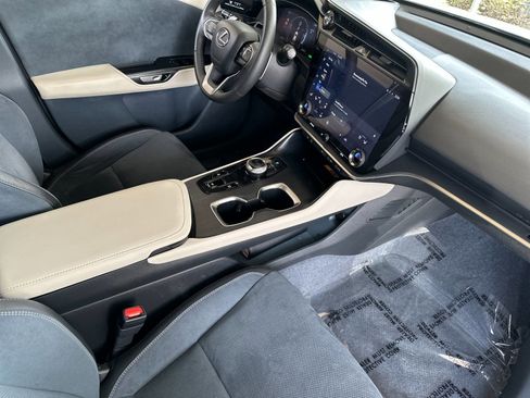Used 2023 Lexus RZ 450e Premium w/ Accessory Package (Z1) image 18