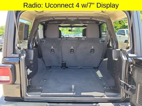 Used 2019 Jeep Wrangler Unlimited Sport S AWD/4WD image 9
