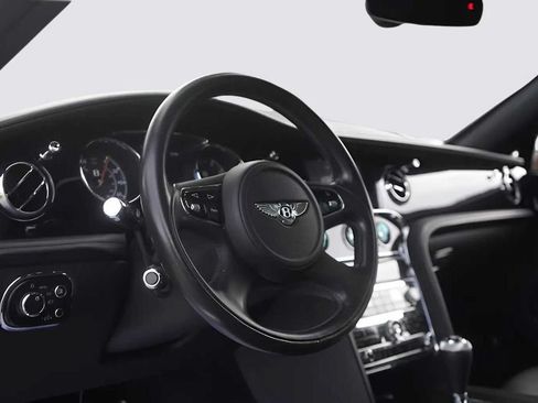 Used 2017 Bentley Mulsanne RWD image 21