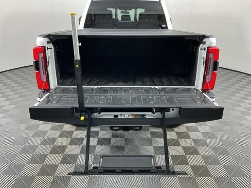 Certified 2025 Ford F350 Platinum w/ Tremor Off-Road Package AWD/4WD image 8