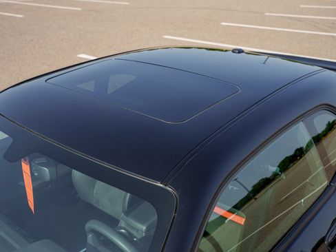 Used 2008 Dodge Challenger SRT8 RWD image 8