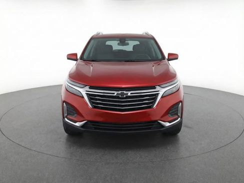 Used 2023 Chevrolet Equinox Premier image 11