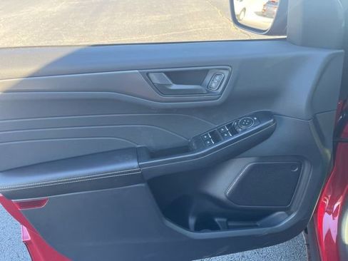 New 2026 Ford Escape Active image 11