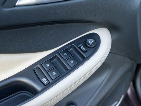 Used 2020 Buick Envision Premium w/ Driver Confidence Package image 15