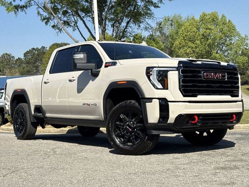 Used 2026 GMC Sierra 3500 AT4 w/ AT4 Premium Plus Package AWD/4WD image 2