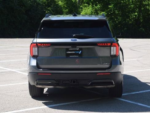 Used 2025 Ford Explorer ST-Line w/ ST-Line Street Pack AWD/4WD image 25