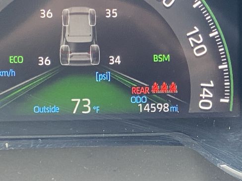 Used 2025 Toyota RAV4 XLE FWD image 28