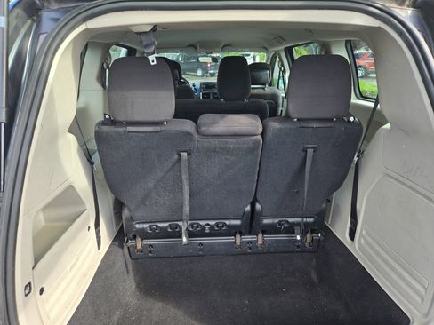 Used 2014 Dodge Grand Caravan American Value Package image 13