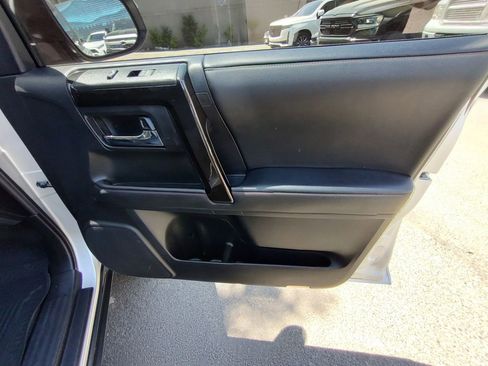 Used 2021 Toyota 4Runner TRD Off-Road Premium w/ Moonroof Package image 37