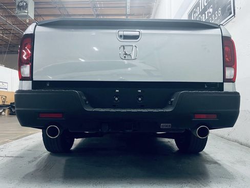Used 2023 Honda Ridgeline RTL image 6