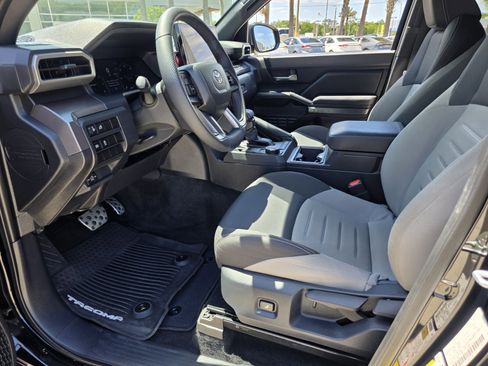 Certified 2025 Toyota Tacoma TRD Sport image 8