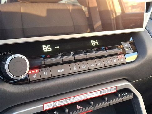 New 2025 Toyota Tundra Platinum image 10