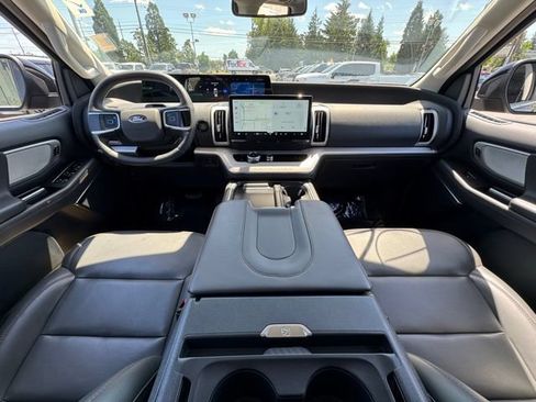 Certified 2025 Ford Expedition Max Active AWD/4WD image 38