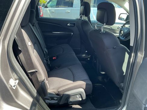 Used 2013 Dodge Journey SXT w/ Flexible Seating Group FWD image 19