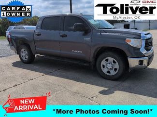 Used 2017 Toyota Tundra SR5 image 1