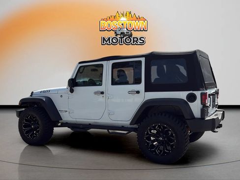 Used 2018 Jeep Wrangler Unlimited Sport AWD/4WD image 4
