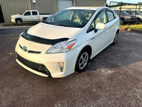 Used 2015 Toyota Prius Persona Series image 2