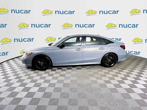 Used 2025 Honda Civic Sport image 4