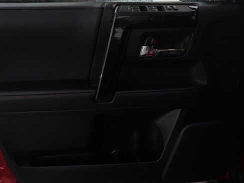 Used 2022 Toyota 4Runner TRD Off-Road Premium image 26