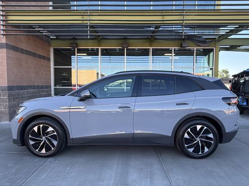 Used 2022 Volkswagen ID.4 Pro S image 7