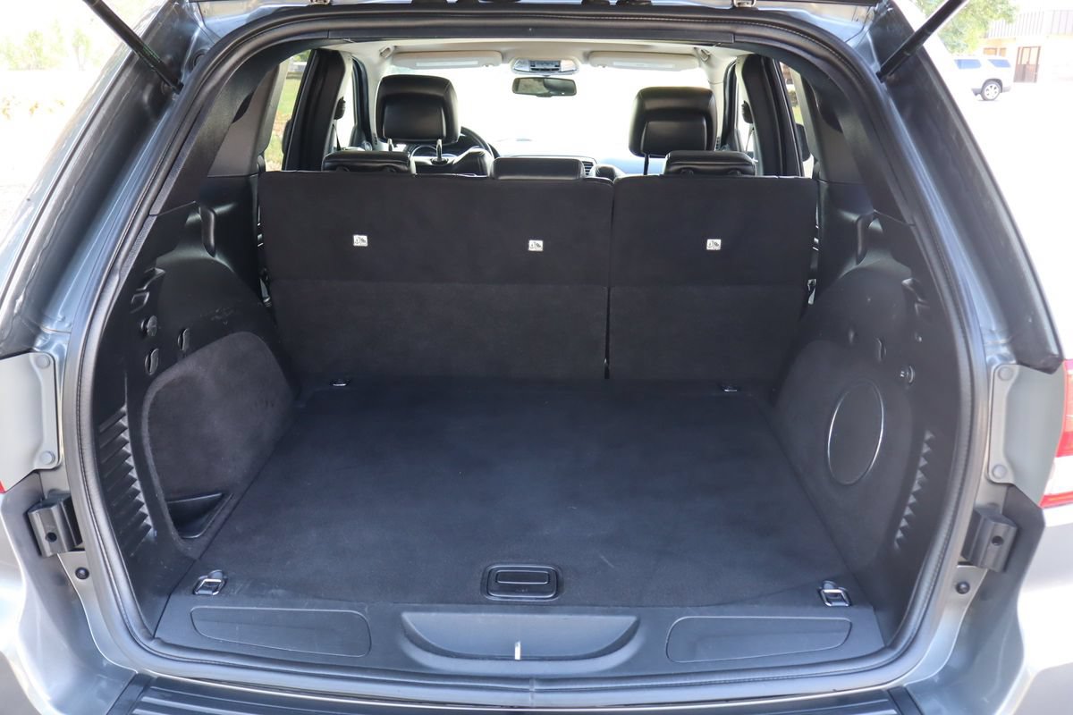 Used 2012 Jeep Grand Cherokee Laredo AWD/4WD image 14