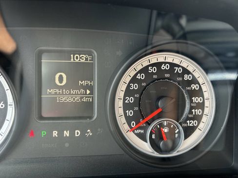 Used 2013 RAM 2500 Tradesman w/ Chrome Appearance Group AWD/4WD image 12