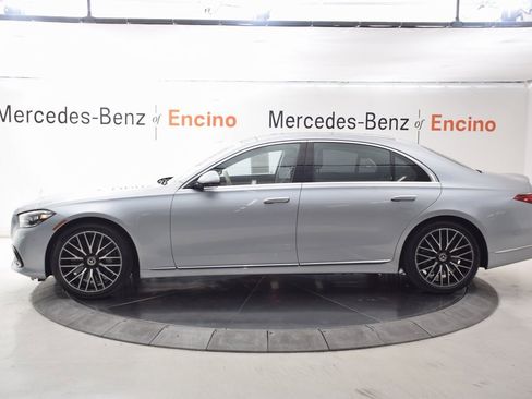 Certified 2022 Mercedes-Benz S 580 4MATIC Sedan image 3