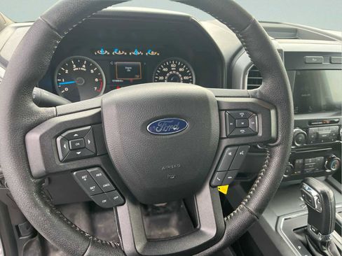 Used 2016 Ford F150 XLT w/ Equipment Group 302A Luxury image 27