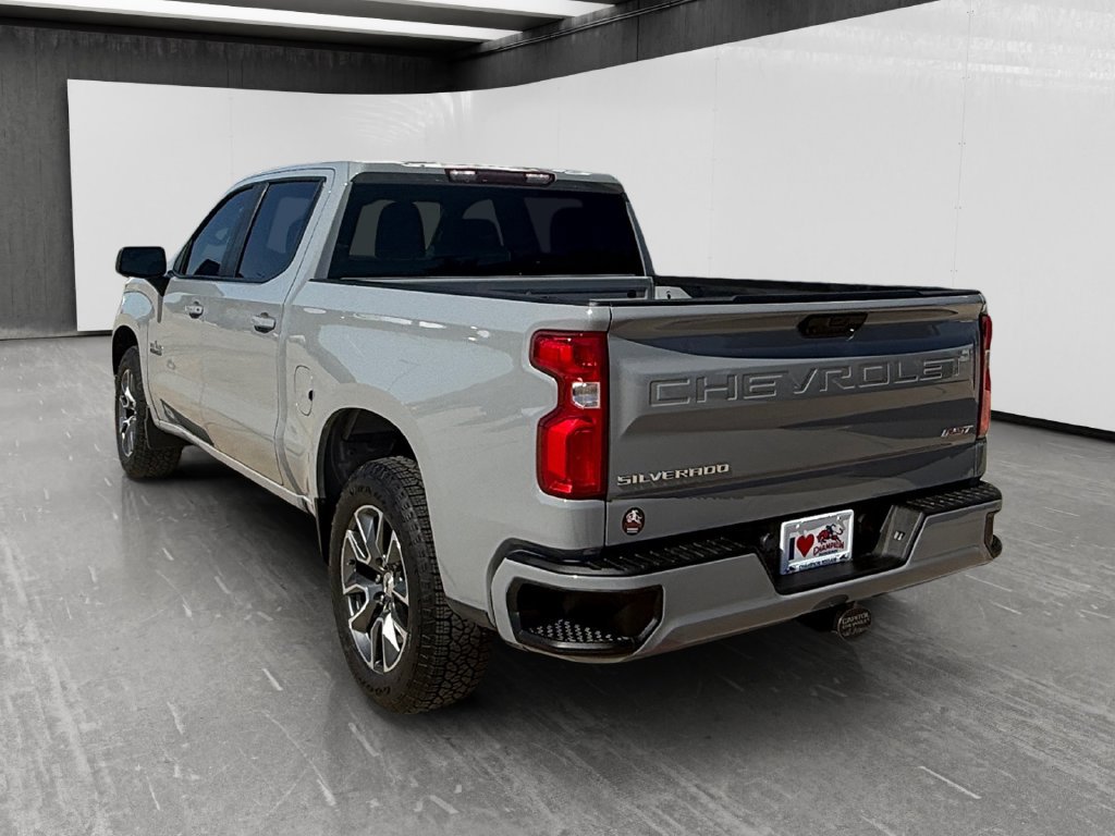 Used 2024 Chevrolet Silverado 1500 RST RWD image 3
