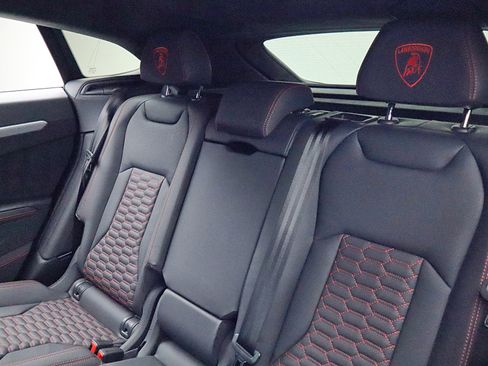 Used 2024 Lamborghini Urus S image 38