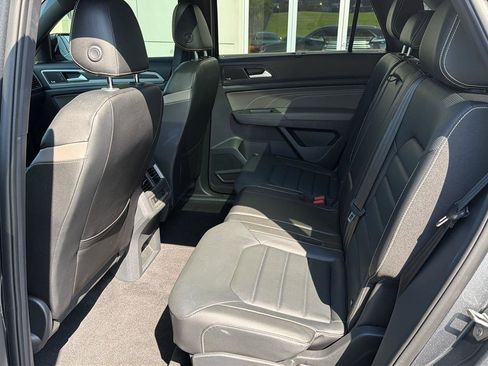 Used 2021 Volkswagen Atlas Cross Sport SEL Premium AWD/4WD image 11