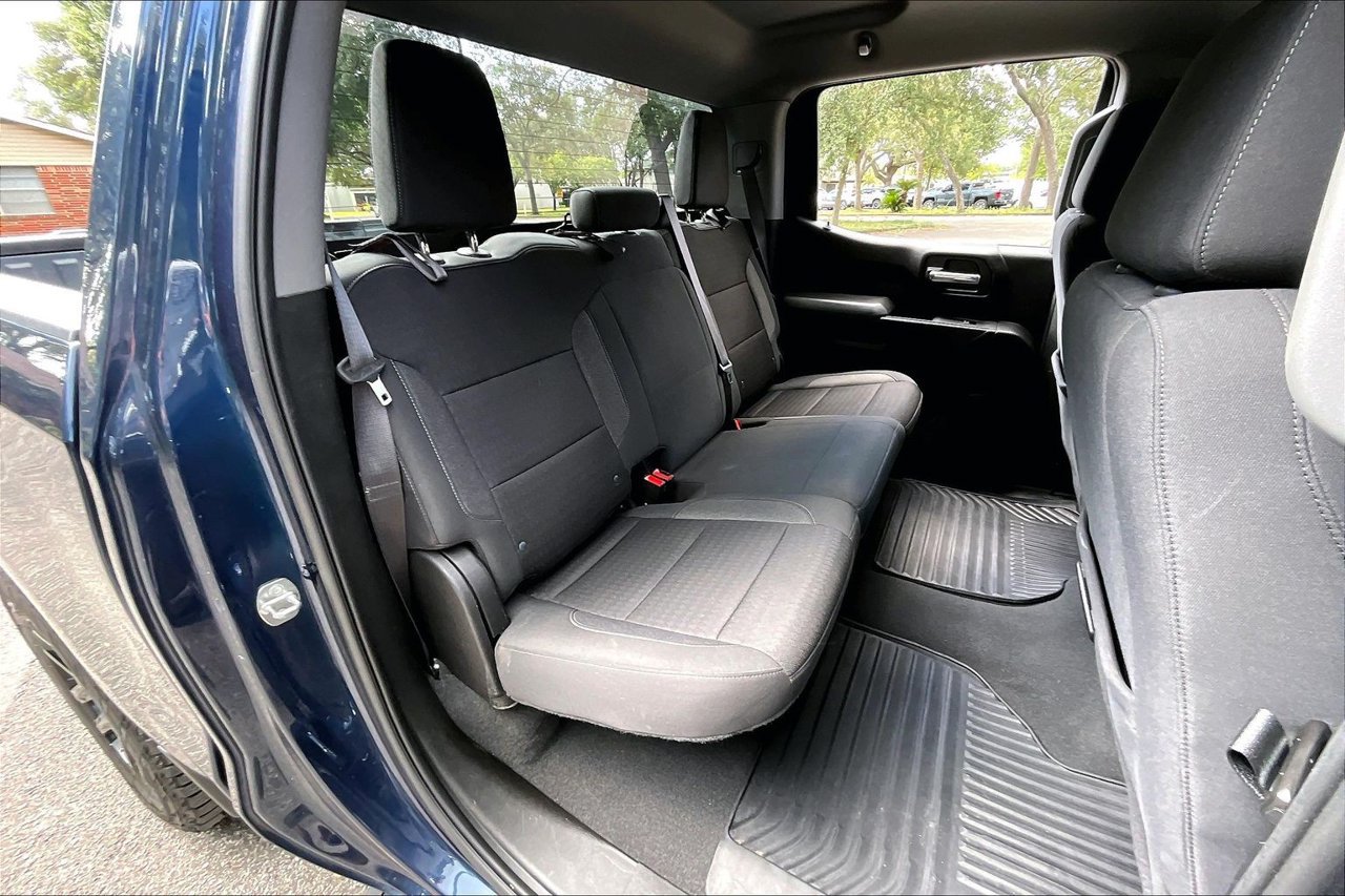 Used 2022 Chevrolet Silverado 1500 Custom AWD/4WD image 22