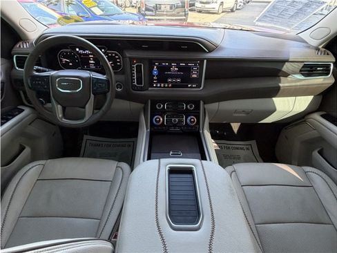 Used 2021 GMC Yukon Denali w/ Denali Premium Package AWD/4WD image 40