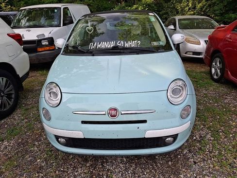 Used 2017 FIAT 500 Lounge FWD image 2