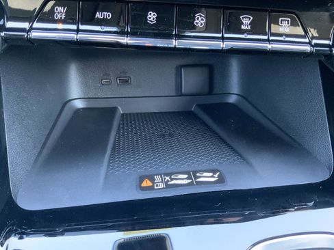 New 2026 Chevrolet Traverse RS w/ LPO, Floor Liner Package image 55