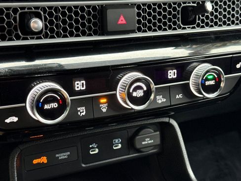 Certified 2025 Honda Civic Sport image 19