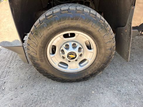 Used 2019 Chevrolet Silverado 2500 W/T AWD/4WD image 30
