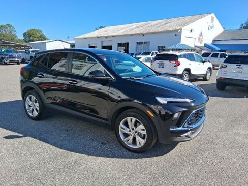 Certified 2025 Buick Encore GX Preferred image 9