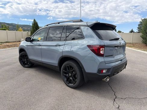 Certified 2024 Honda Passport Black Edition image 15