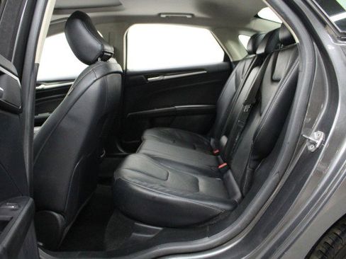 Used 2020 Ford Fusion Titanium image 29