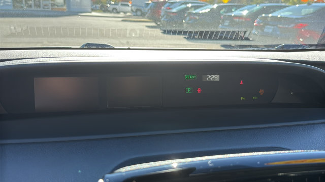 Certified 2019 Toyota Prius LE AWD/4WD image 14