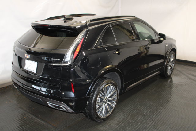 Used 2024 Cadillac XT4 Sport FWD image 4