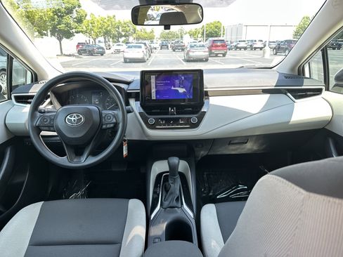 Certified 2025 Toyota Corolla LE FWD image 29